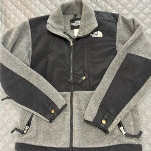 EUC tons of life left Denali north face jacket